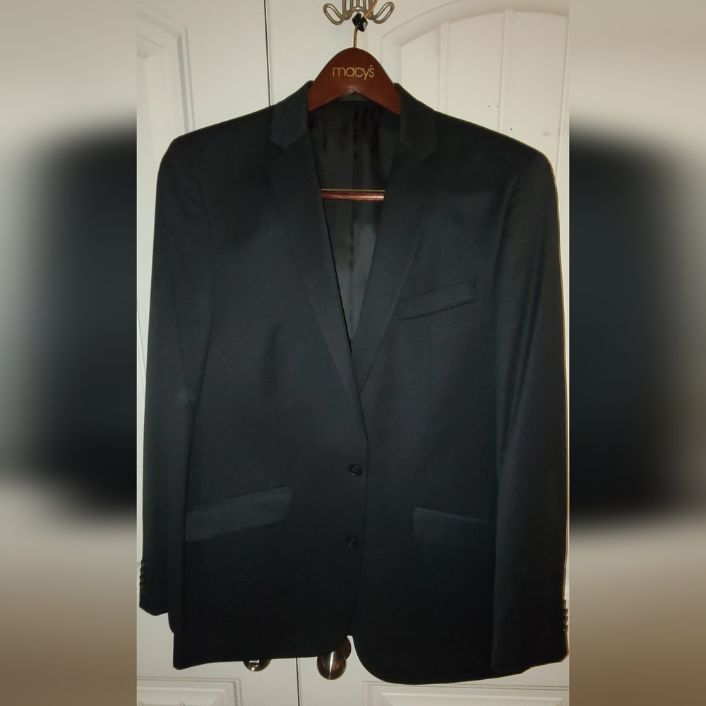 NWOT  black 3 piece suit
